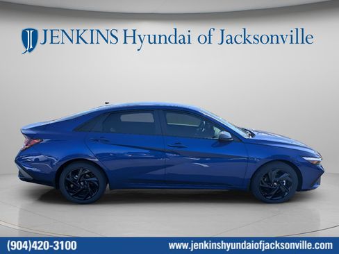 New 2026 Hyundai Elantra Sport FWD image 2