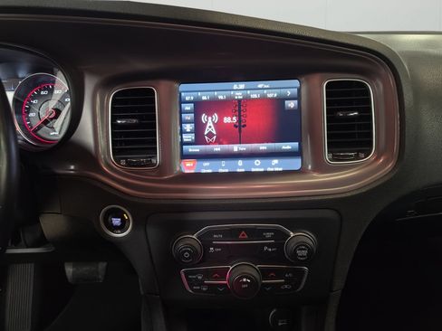 Used 2023 Dodge Charger SXT RWD image 20