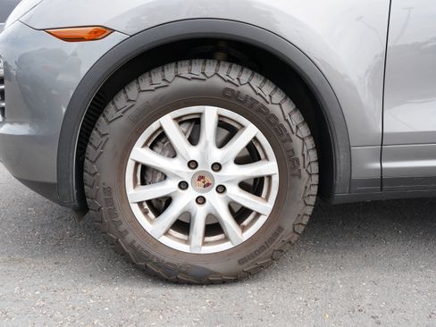 Used 2014 Porsche Cayenne Diesel AWD/4WD image 6