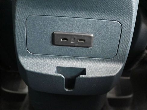 Used 2025 Ford Maverick Lobo image 15