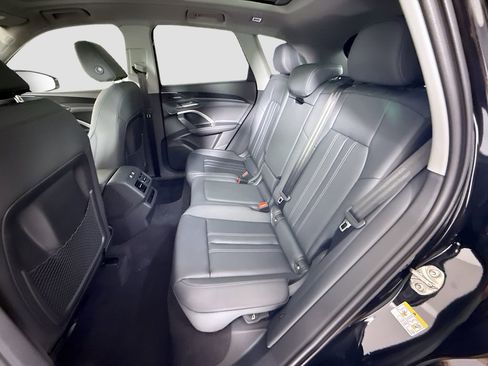 New 2026 Audi Q5 Premium Plus AWD/4WD image 22