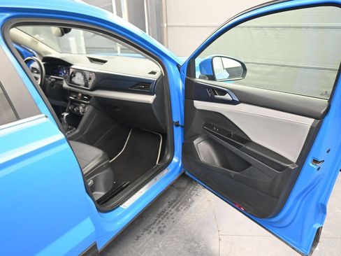 Used 2023 Volkswagen Taos SE FWD image 44