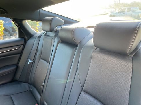Used 2022 Honda Accord Sport image 11