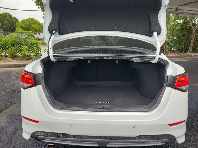 Certified 2023 Nissan Sentra SR w/ Trunk Package FWD image 13