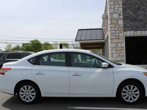Used 2015 Nissan Sentra SV image 4