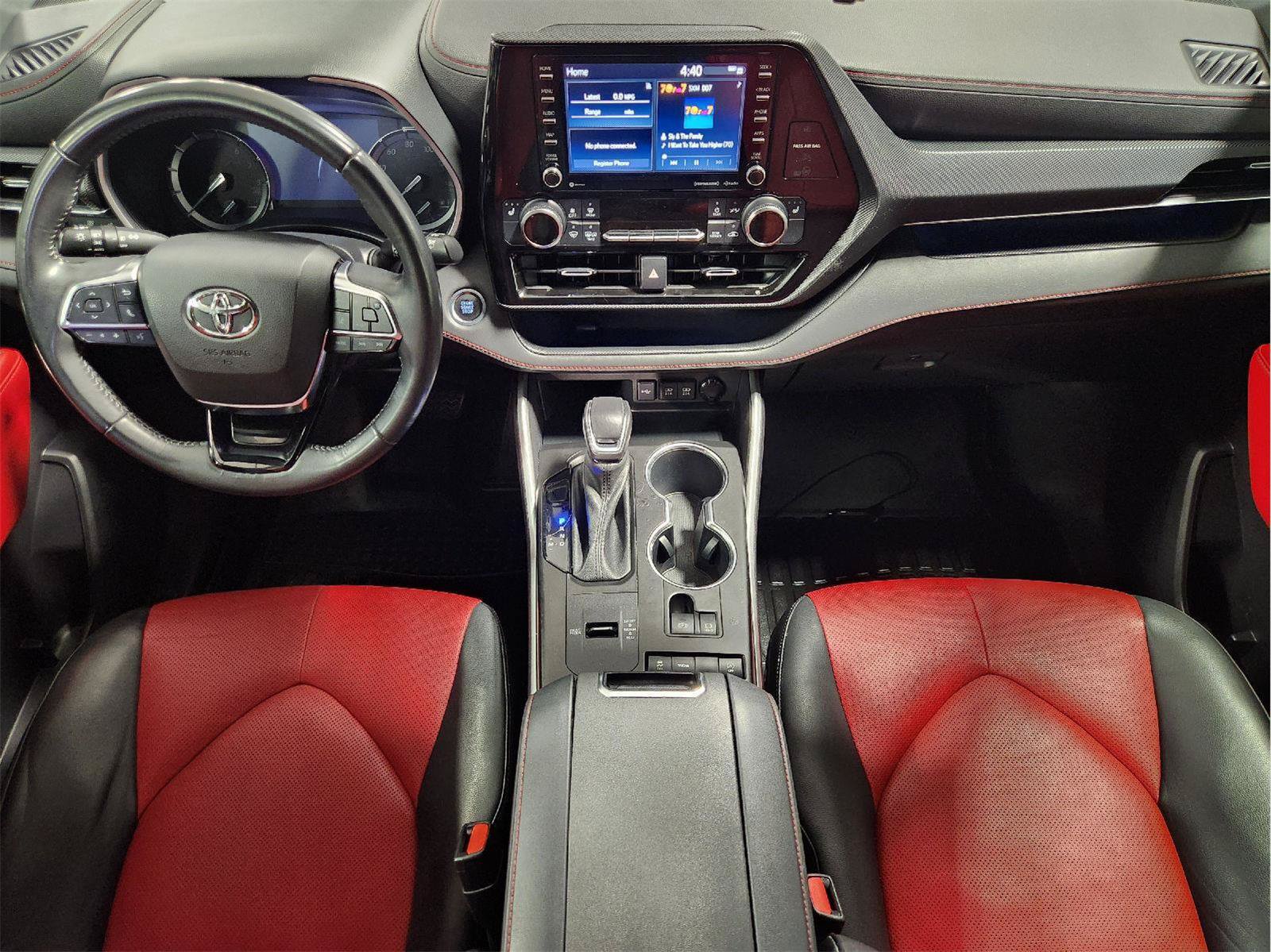 Used 2021 Toyota Highlander XSE FWD image 25