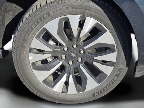 New 2026 Ford Expedition Platinum w/ Driver's Package image 19