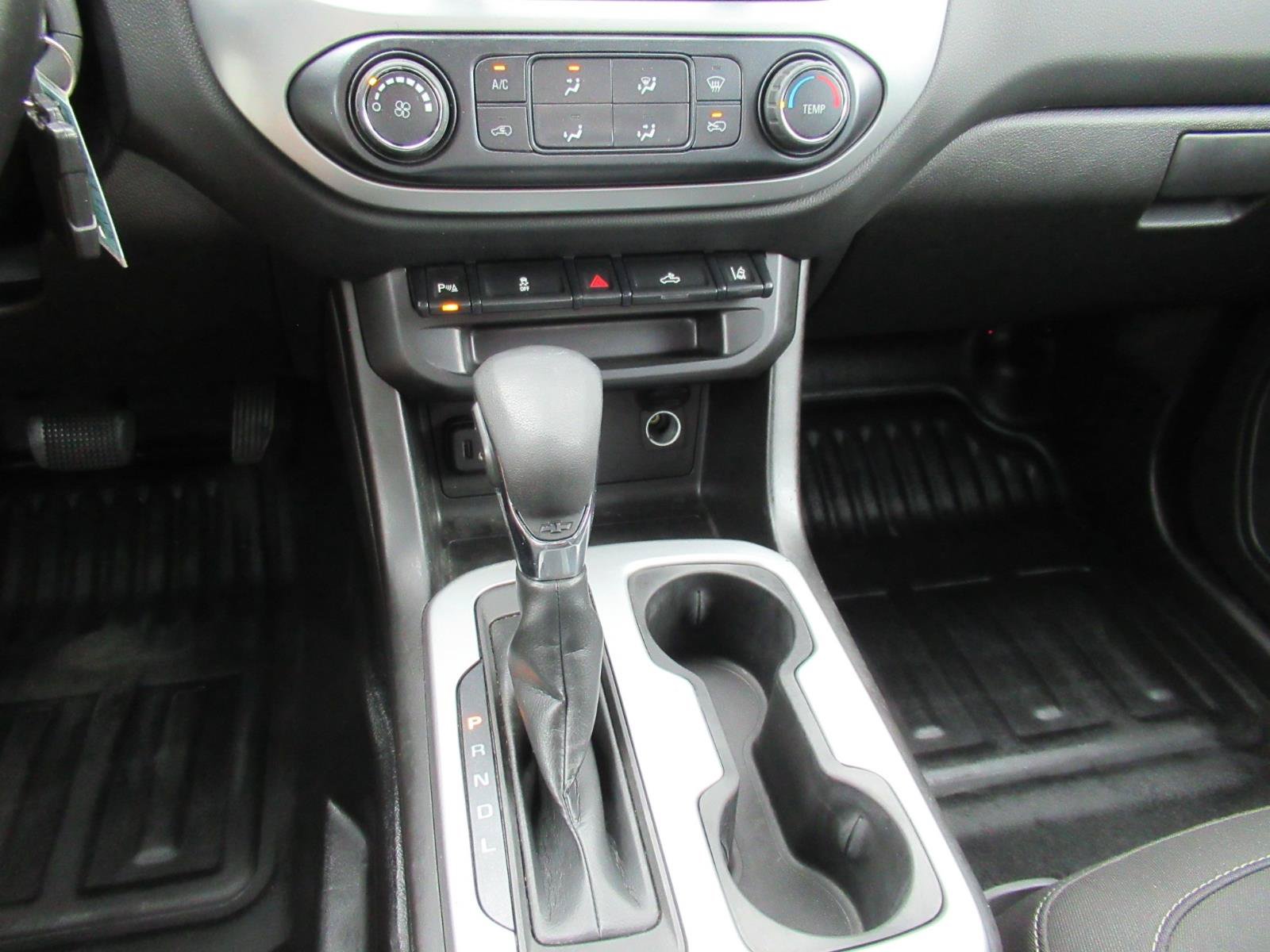 Used 2022 Chevrolet Colorado LT w/ Fleet Safety Package RWD image 28