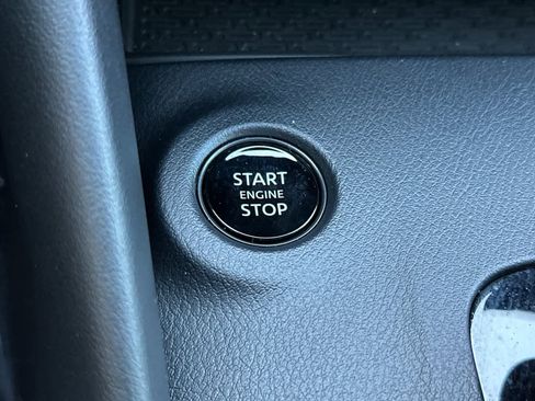 Used 2024 Nissan Z Performance w/ Floor Mat Package image 20