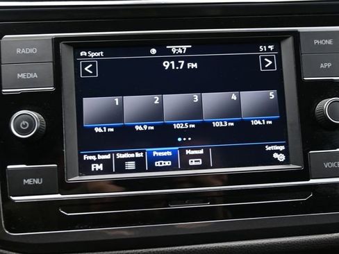 Used 2022 Volkswagen Tiguan S AWD/4WD image 16