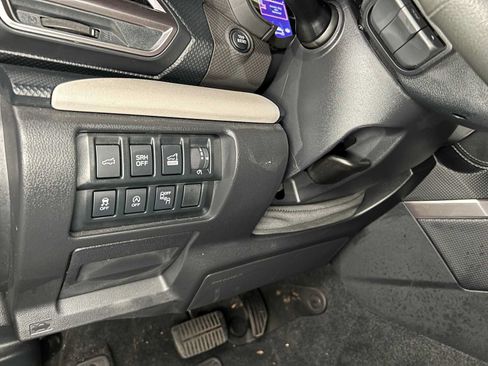 Used 2023 Subaru Forester Limited AWD/4WD image 26