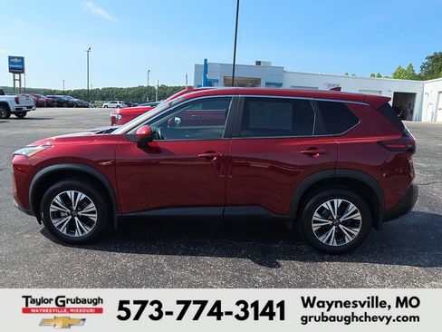 Used 2023 Nissan Rogue SV AWD/4WD image 5