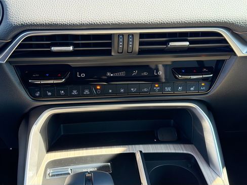 New 2026 MAZDA CX-70 3.3 Turbo w/ Preferred Package image 34