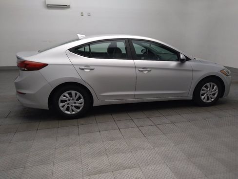 Used 2017 Hyundai Elantra SE FWD image 10