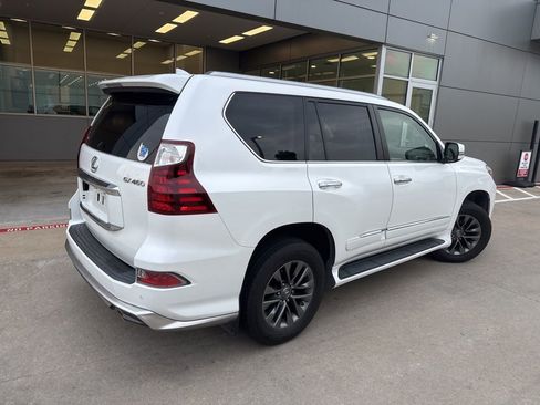 Used 2019 Lexus GX 460 Luxury AWD/4WD image 4
