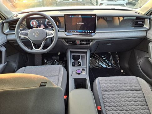 New 2026 Volkswagen Tiguan S image 6