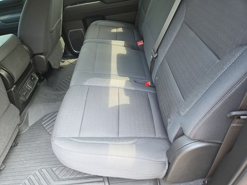 Used 2023 Chevrolet Silverado 1500 LT AWD/4WD image 21