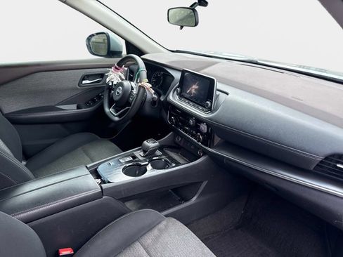 Certified 2022 Nissan Rogue SV image 12