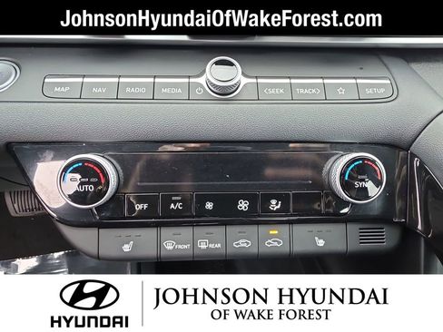 Certified 2023 Hyundai Elantra SEL w/ Convenience Package image 28