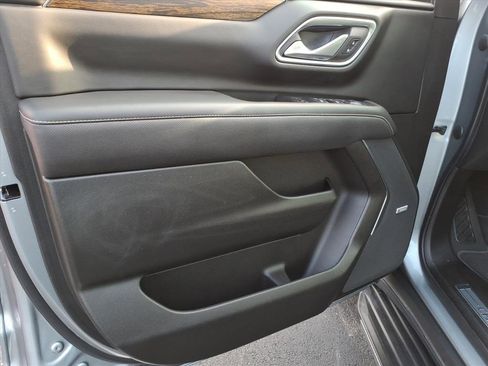 Used 2023 Chevrolet Tahoe Premier w/ Advanced Technology Package image 15