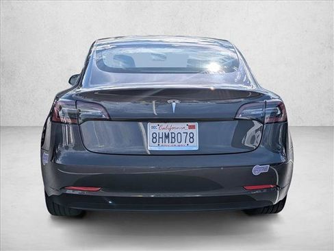 Used 2018 Tesla Model 3 Long Range RWD image 6