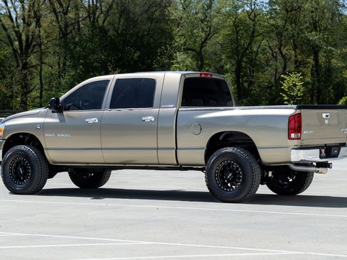 Used 2006 Dodge Ram 3500 Truck SLT w/ Light Group image 10