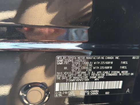 Used 2023 Toyota RAV4 AWD Hybrid image 27