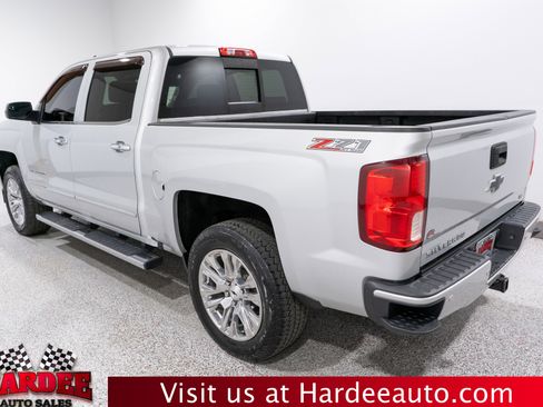 Used 2017 Chevrolet Silverado 1500 LTZ Z71 image 3