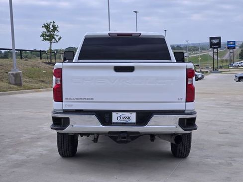 Used 2024 Chevrolet Silverado 2500 LT AWD/4WD image 7