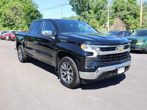 Used 2024 Chevrolet Silverado 1500 LT AWD/4WD image 1