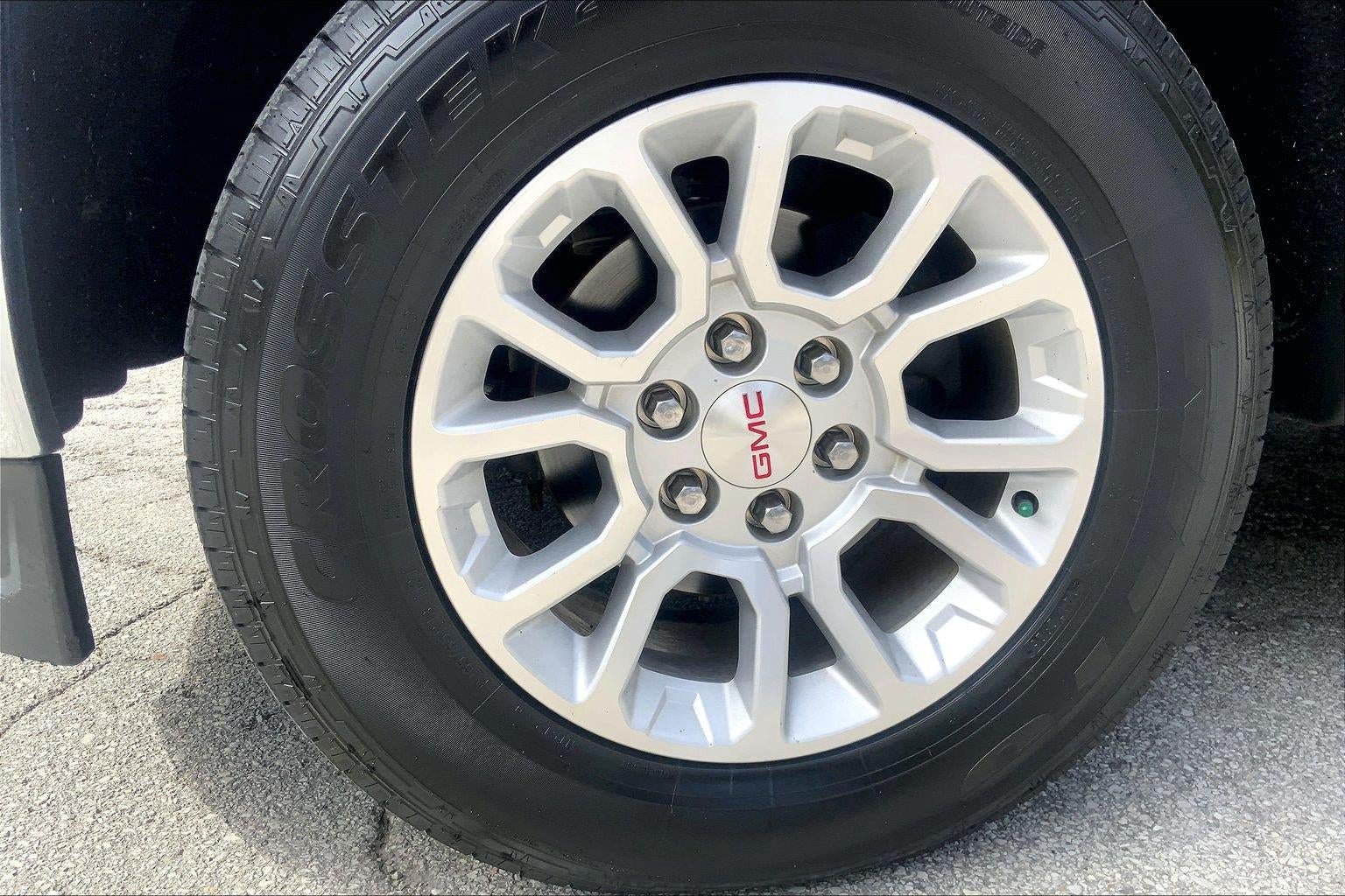 Used 2014 GMC Sierra 1500 SLE w/ SLE Value Package AWD/4WD image 9