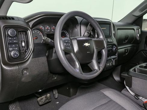 Used 2024 Chevrolet Silverado 1500 Custom image 19