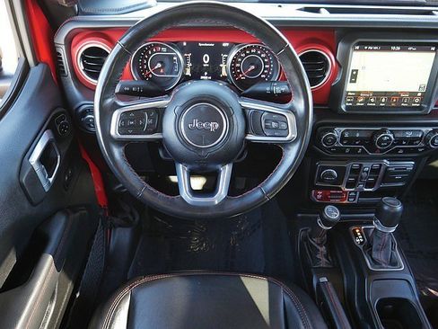 Used 2022 Jeep Gladiator Rubicon w/ Cold Weather Group image 20