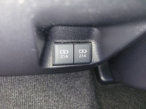 Used 2021 Toyota 4Runner TRD Off-Road image 11