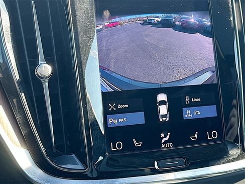 Used 2022 Volvo S60 B5 Momentum w/ Premium Package image 22