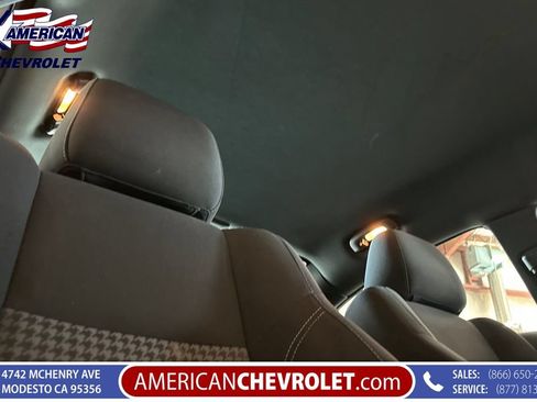 Used 2023 Dodge Charger SXT RWD image 22