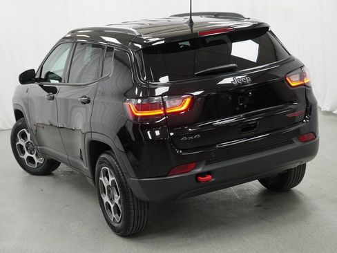 Certified 2022 Jeep Compass Trailhawk w/ Trailhawk Elite Group image 15