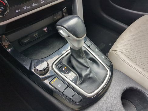 Used 2023 Kia Seltos SX image 26