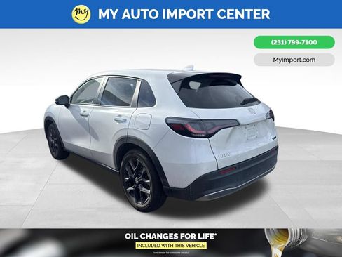 Used 2024 Honda HR-V Sport image 4