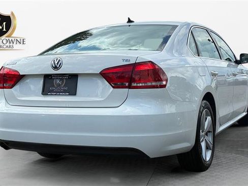 Used 2015 Volkswagen Passat 1.8T Limited Edition FWD image 5