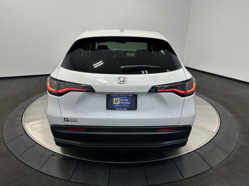 Certified 2023 Honda HR-V LX image 5