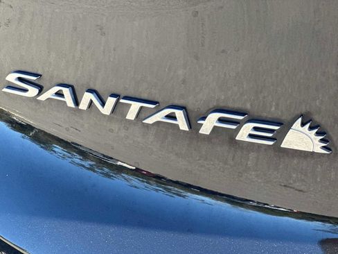 Used 2023 Hyundai Santa Fe SE image 11