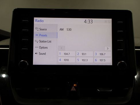 Used 2020 Toyota Corolla SE image 28