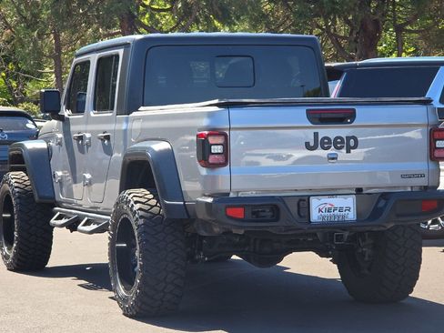 Used 2020 Jeep Gladiator Sport w/ Quick Order Package 24S AWD/4WD image 6