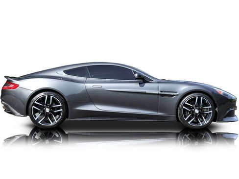 Used 2015 Aston Martin Vanquish Coupe RWD image 2