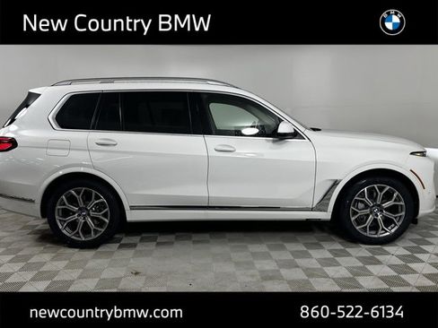 New 2026 BMW X7 xDrive40i w/ Premium Package image 8
