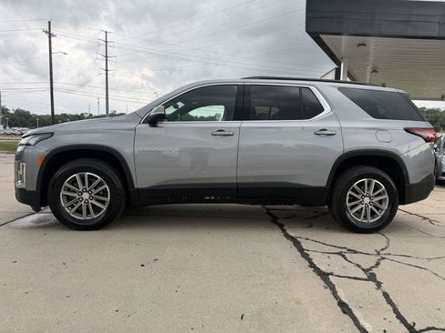 Used 2024 Chevrolet Traverse LT AWD/4WD image 4