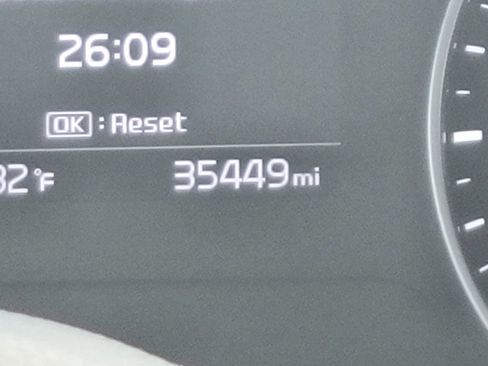 Used 2023 Kia Seltos S image 32