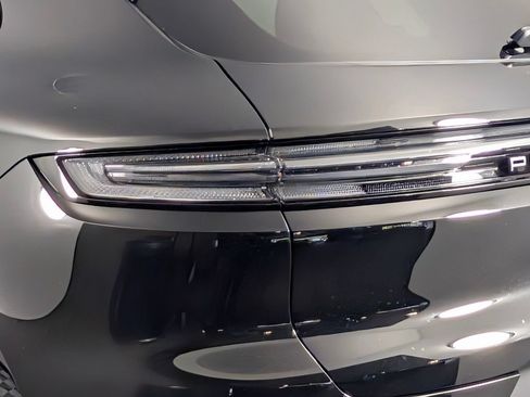 New 2026 Porsche Cayenne AWD/4WD image 16