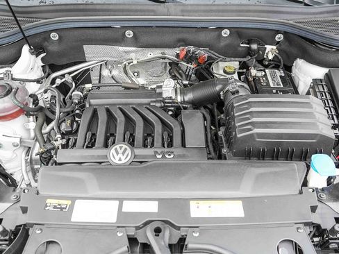 Used 2021 Volkswagen Atlas SE image 27